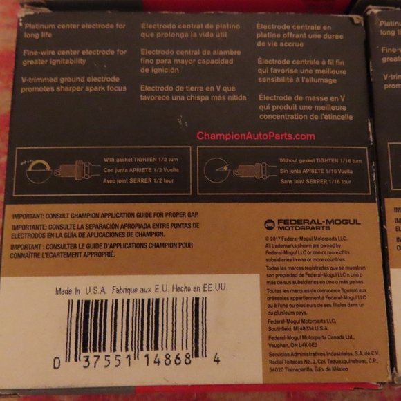 Spark Plug Champion Spark Plug 3570 X4 boxes - Picture 3 of 4